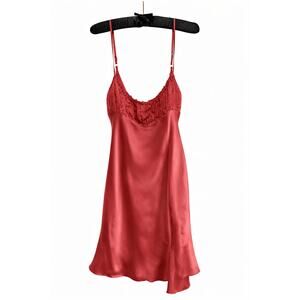 Victoria’s Secret 100% Silk Slip Chemise – Size Large – Classic Red